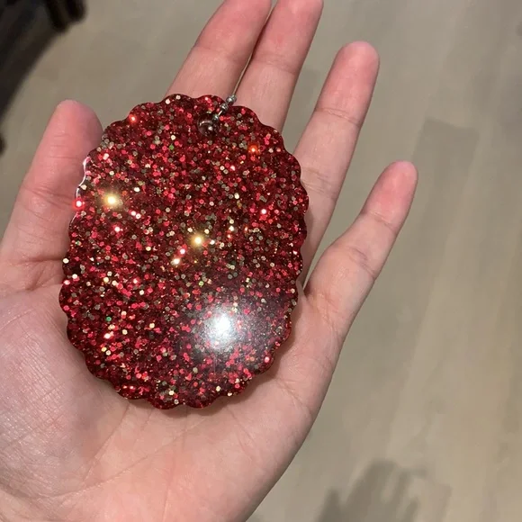 Hand Made Resin Craft - Picture 3 of 3